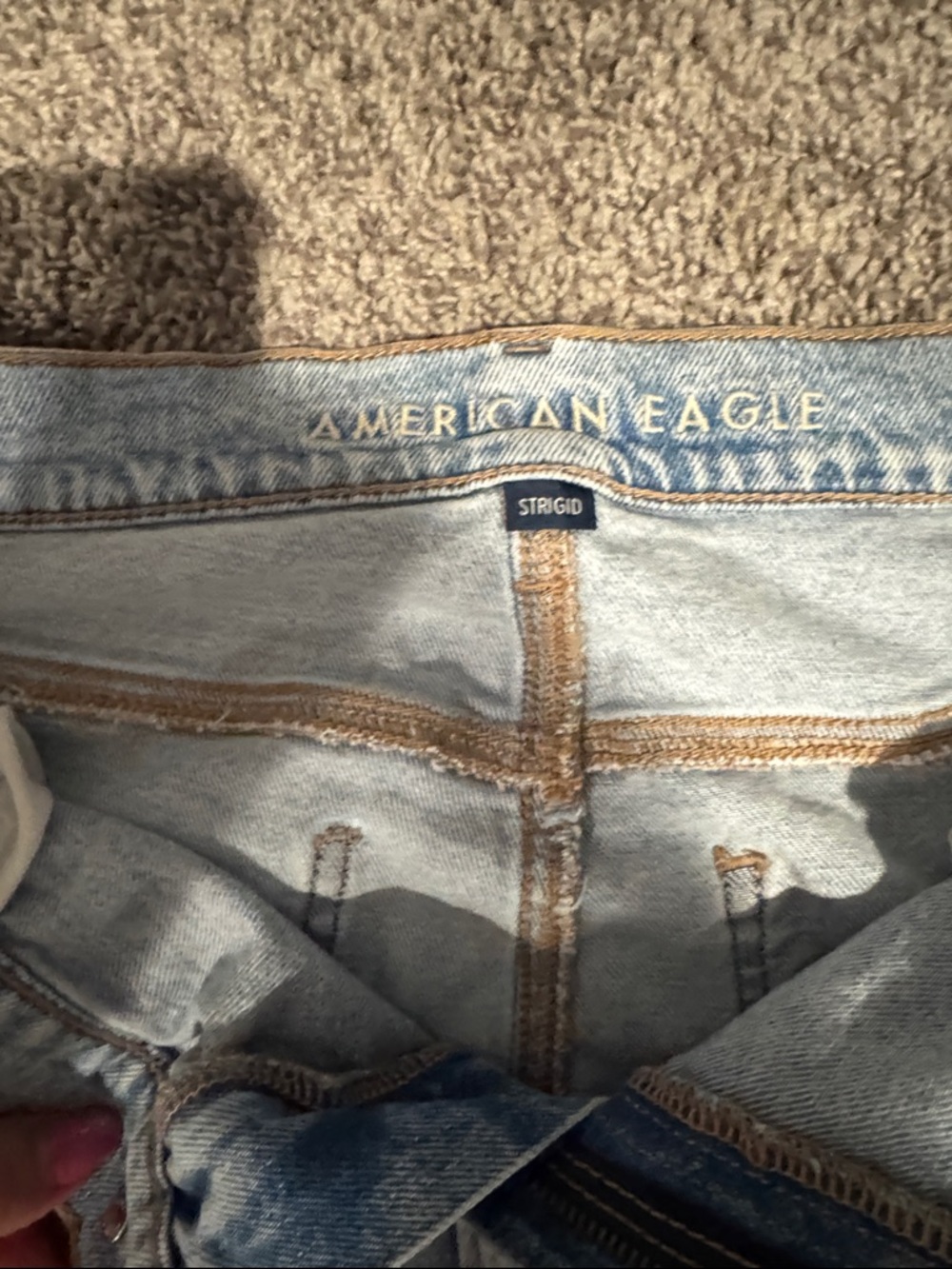 American Eagle Outfitters Light Wash Ripped Straight-Leg Jeans - Picture 2 of 4